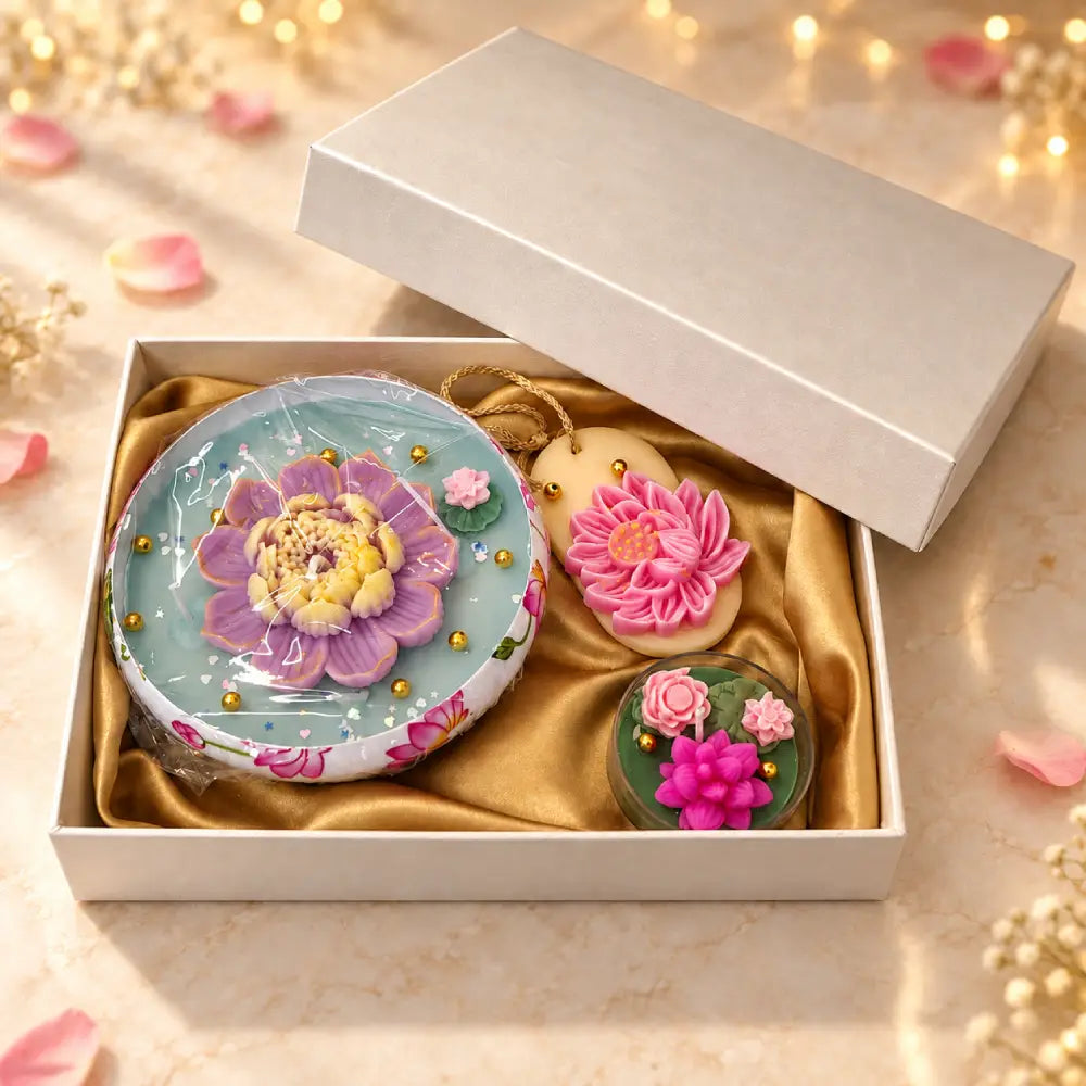 Printed Urli Soy Wax Candle Hamper