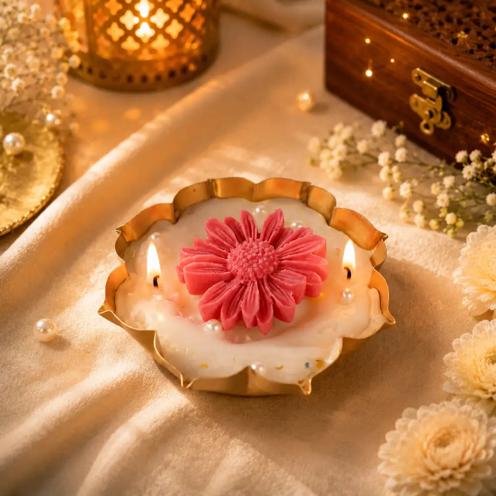 Daisy Urli Candle